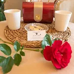 La Fee Maison Bed & Breakfast