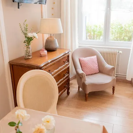 La Fee Maison Frühstückspension 3*