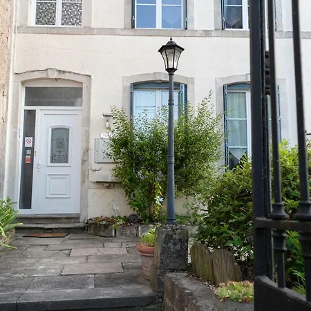 La Fee Maison 3* Châtel-sur-Moselle