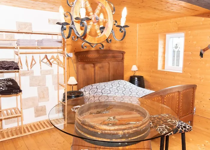 Bed & Breakfast La Fee Maison 3*