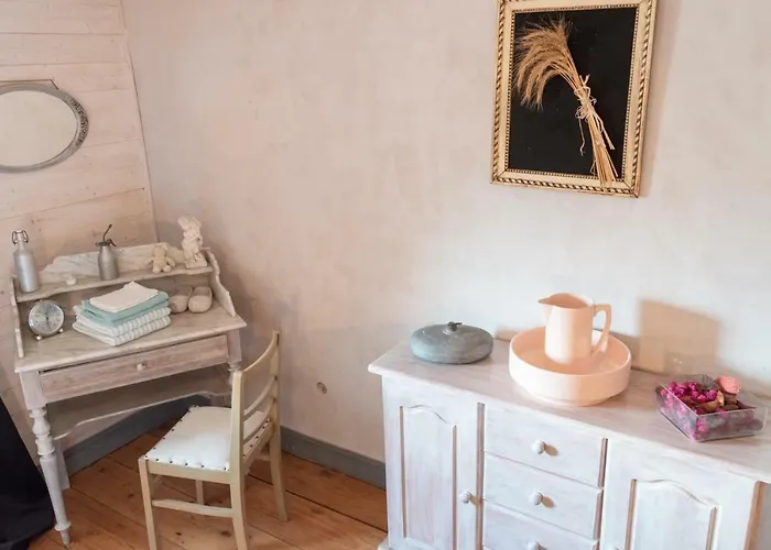 La Fée Maison Couette-café 3*